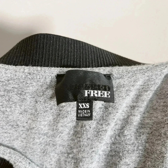 ARITZIA | WILFRED FREE MAXI SLIT SIDE SKIRT - Picture 7 of 13